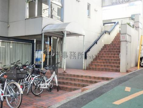 正面玄関