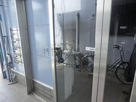 正面玄関