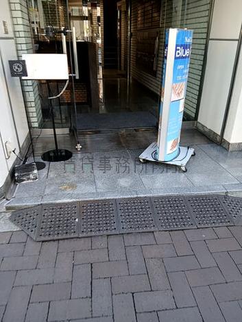正面玄関