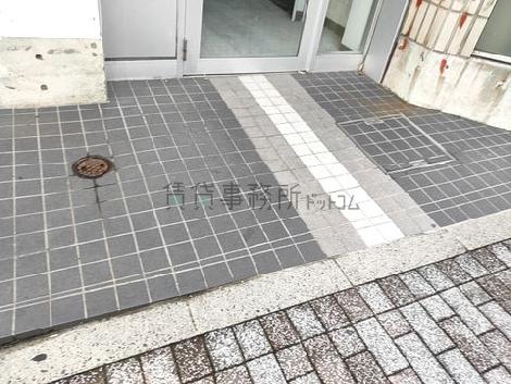 正面玄関