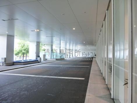 正面玄関