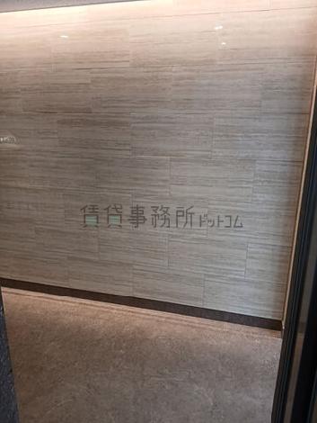 EV前エントランス