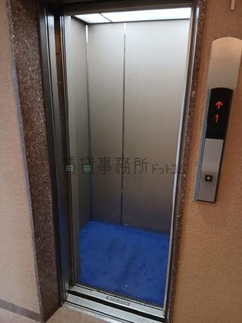 エレベーター