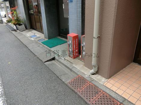 正面玄関