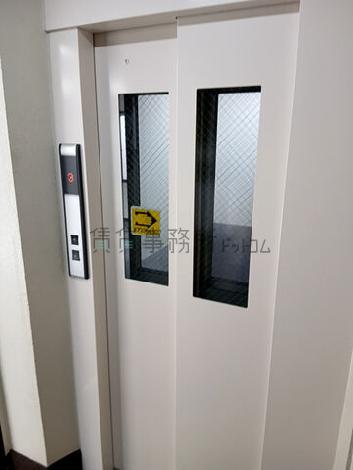 エレベーター