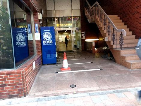 正面玄関