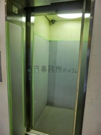 エレベーター