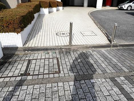 正面玄関