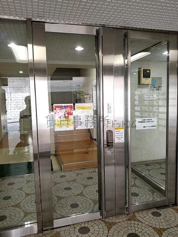 正面玄関