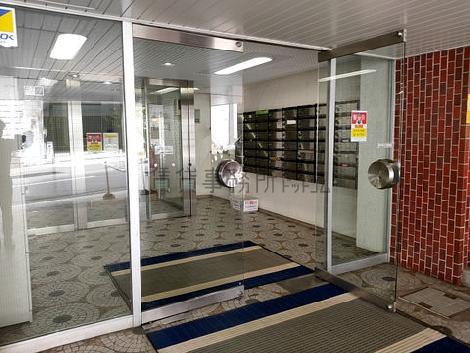 正面玄関