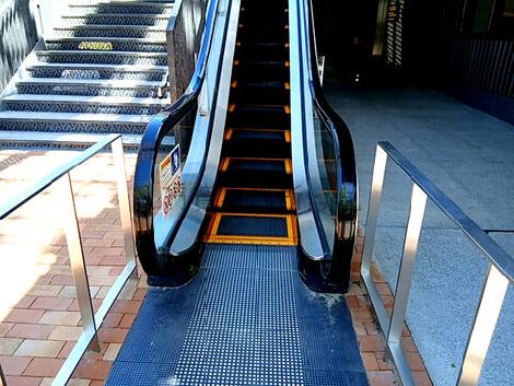 エスカレーター