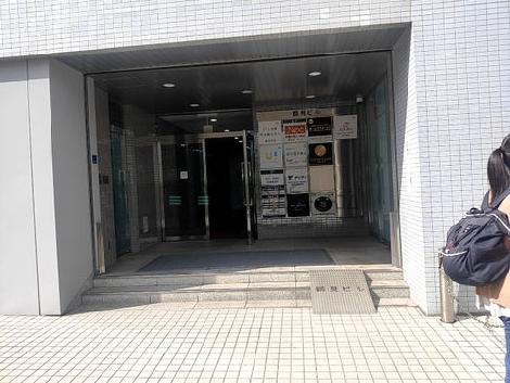 正面玄関