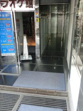 正面玄関