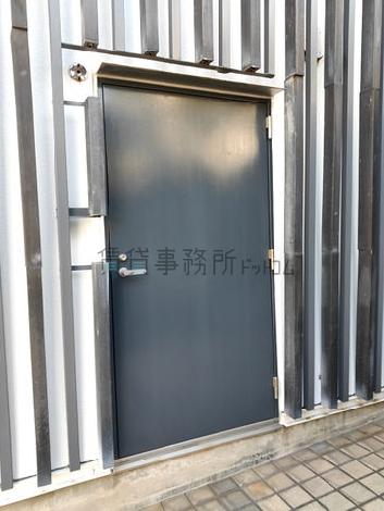 正面玄関