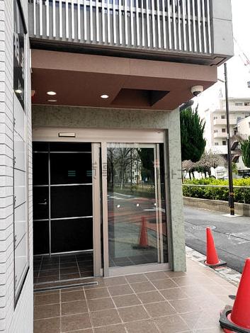 正面玄関