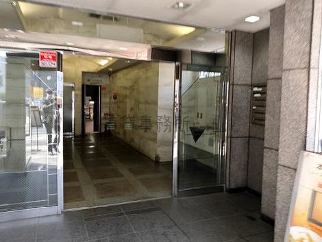 正面玄関