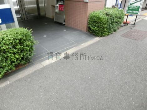 正面玄関