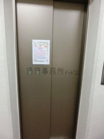 エレベーター