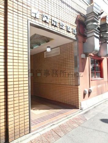 正面玄関