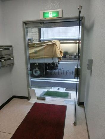 正面玄関