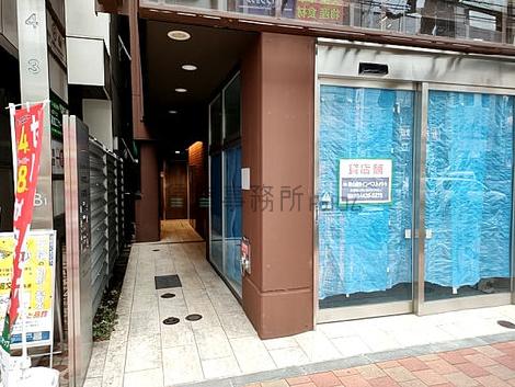 正面玄関