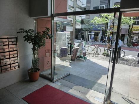 正面玄関