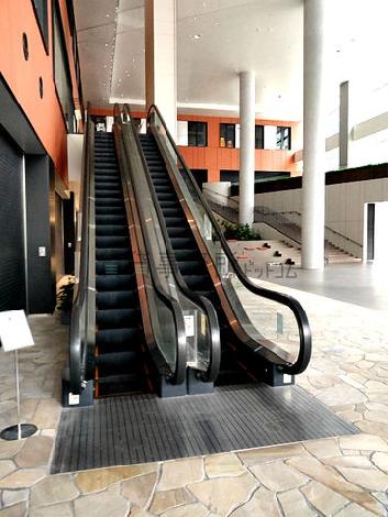 エスカレーター