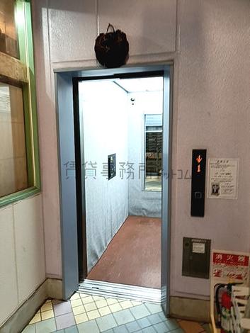 エレベーター