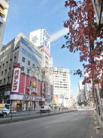西新宿方面