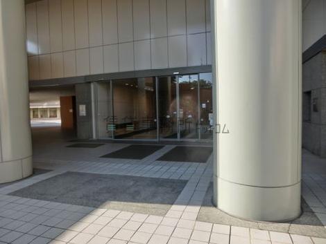 正面玄関