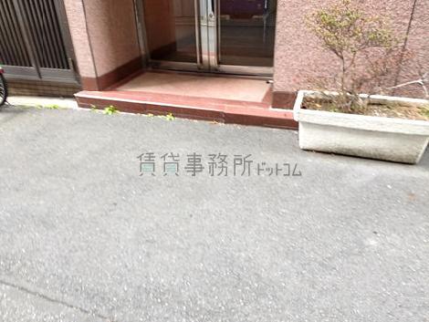 正面玄関