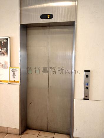 エレベーター