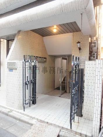 玄関口回りの造りです