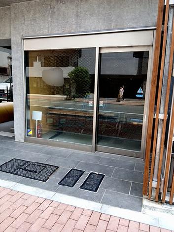 正面玄関