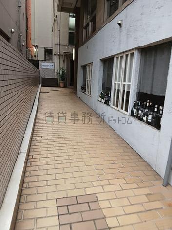 正面玄関