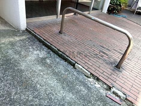 正面玄関
