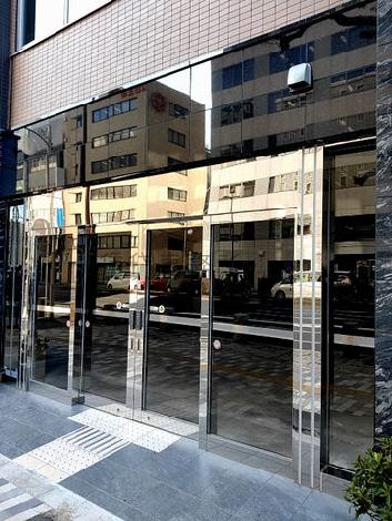 正面玄関