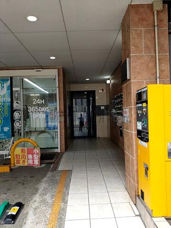 正面玄関