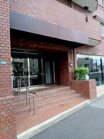 正面玄関