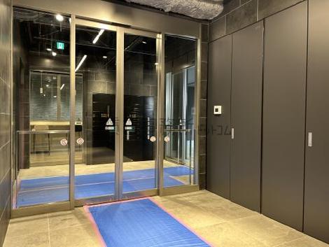 正面玄関