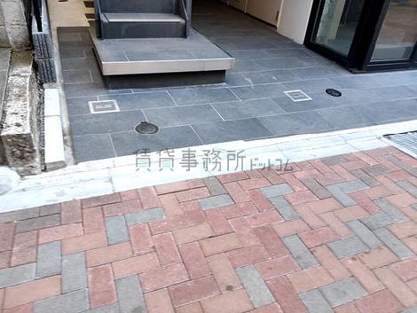 正面玄関