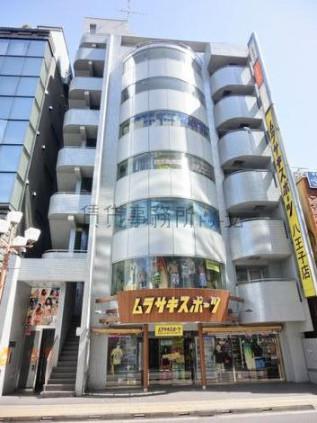 見晴らしの良いオフィス