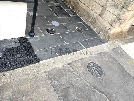 正面玄関