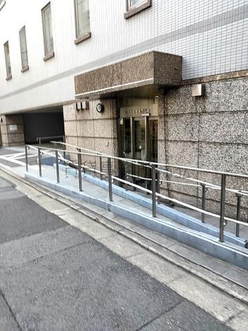 正面玄関