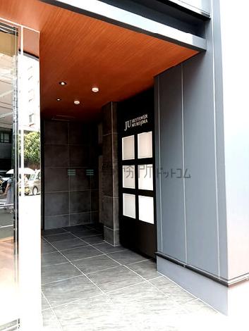 正面玄関