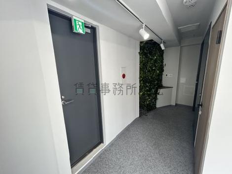 THE CITY 九段下の廊下