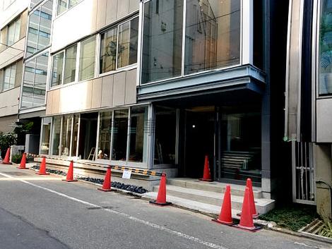 正面玄関
