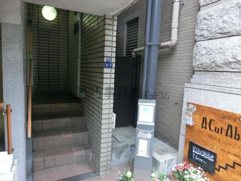 正面玄関