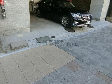 正面玄関