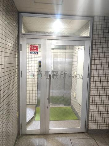 正面玄関